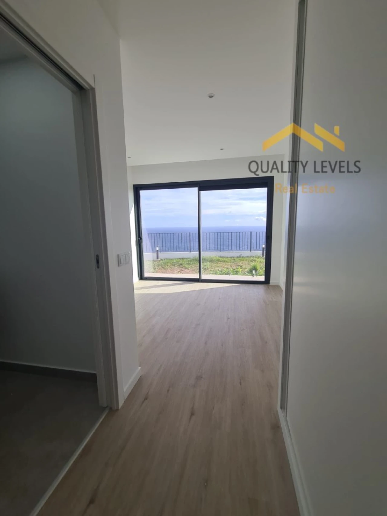 Moradia T3 para Venda em Gaula Foto 12