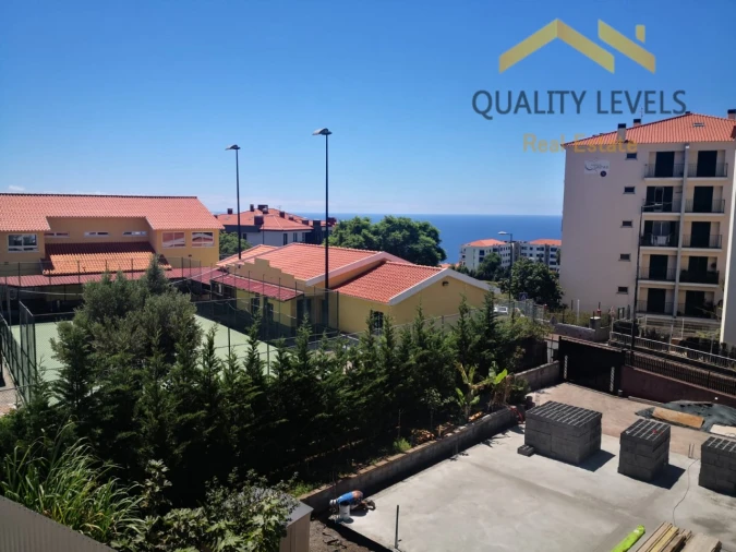 Apartamento T2 para Venda em Caniço Foto 14