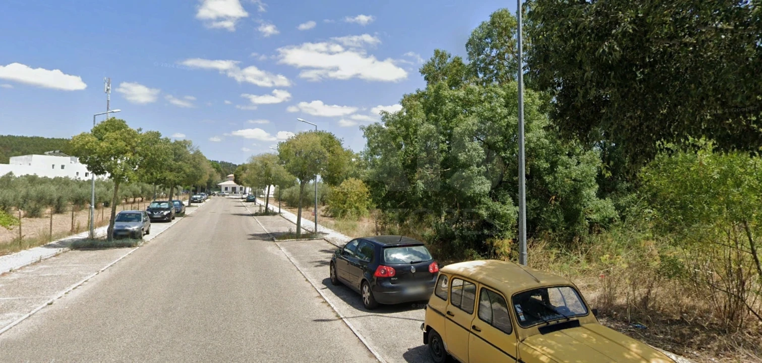 Terreno para Venda em Vila Nova da Barquinha Foto 3