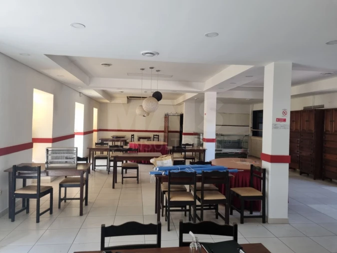 Prédio para Venda em Vila Nova da Barquinha Foto 5