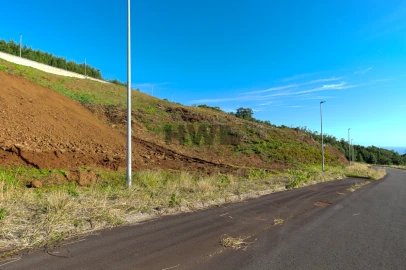 Terreno para Venda em Santa Cruz