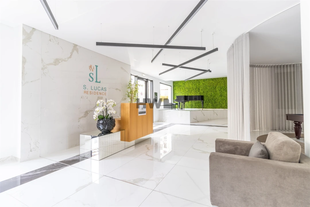 Apartamento T2 para Venda em São Martinho Foto 2