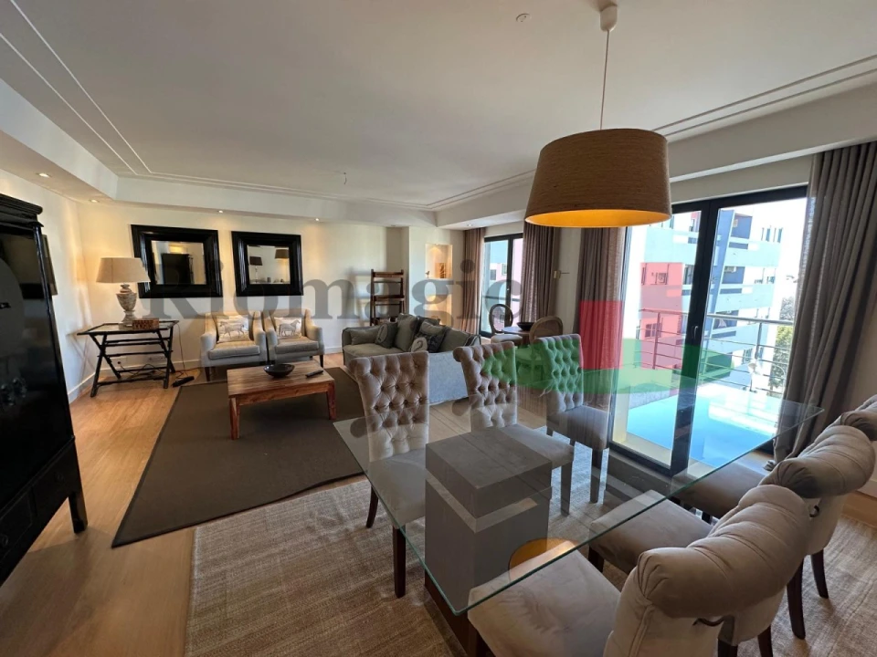 Apartamento T3 para Arrendamento em Benfica Foto 2