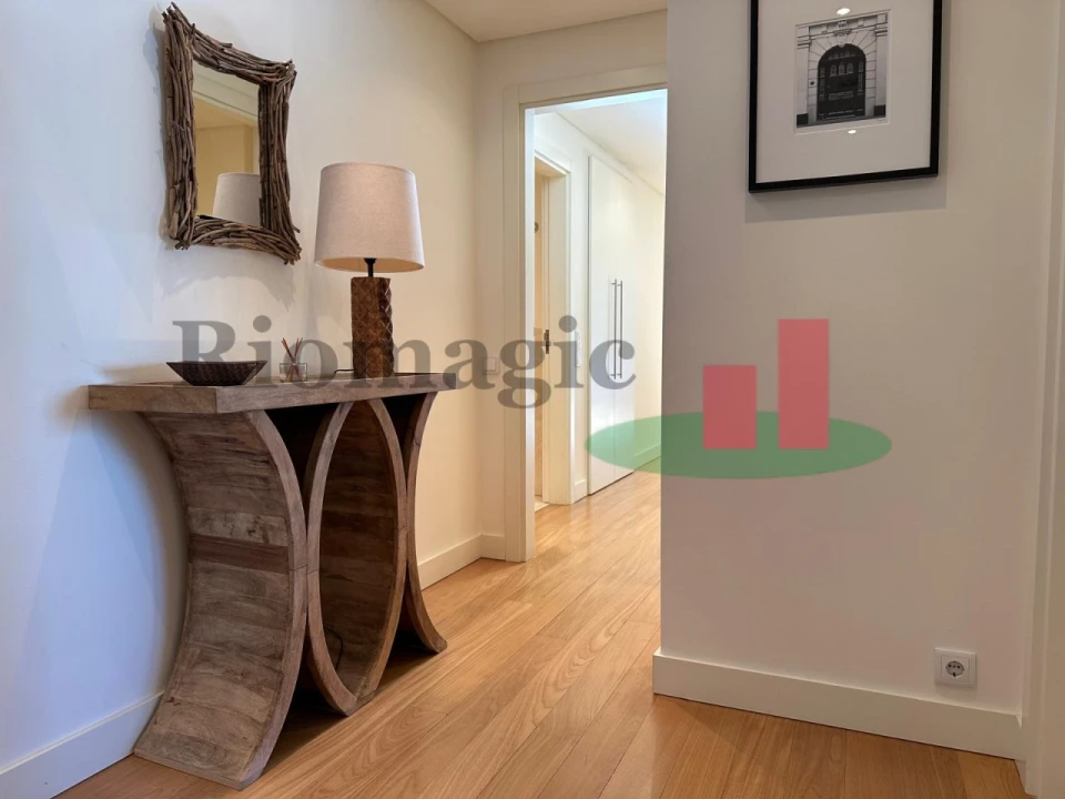 Apartamento T3 para Arrendamento em Benfica Foto 7