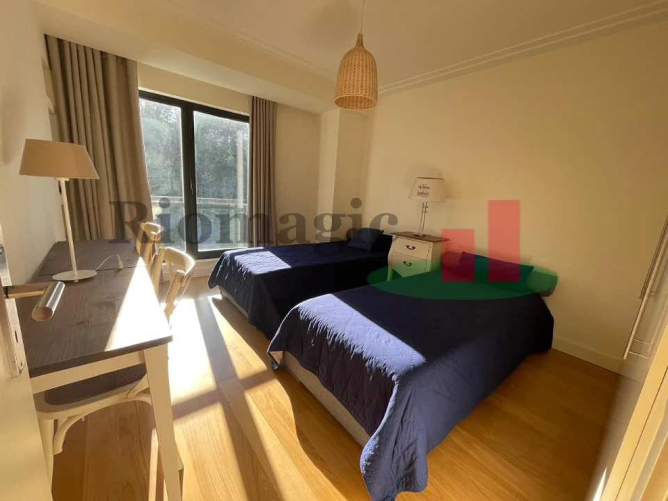 Apartamento T3 para Arrendamento em Benfica Foto 18