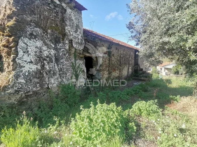 Quinta T2 para Venda em Beco Foto 5