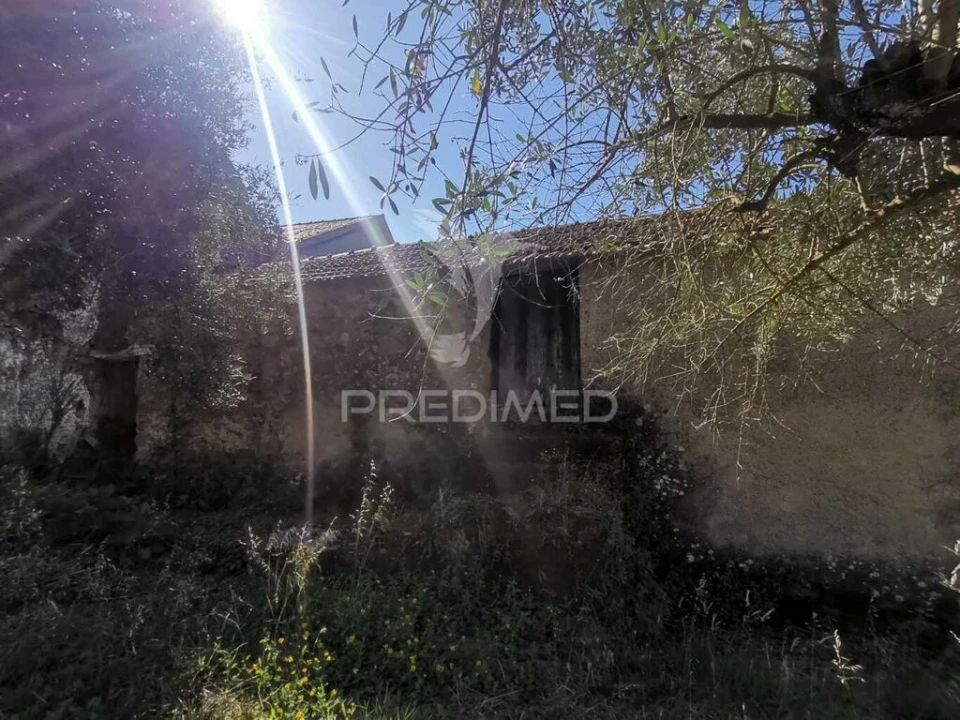 Quinta T2 para Venda em Beco Foto 6