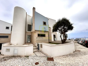 Moradia T4 para Venda em Buarcos