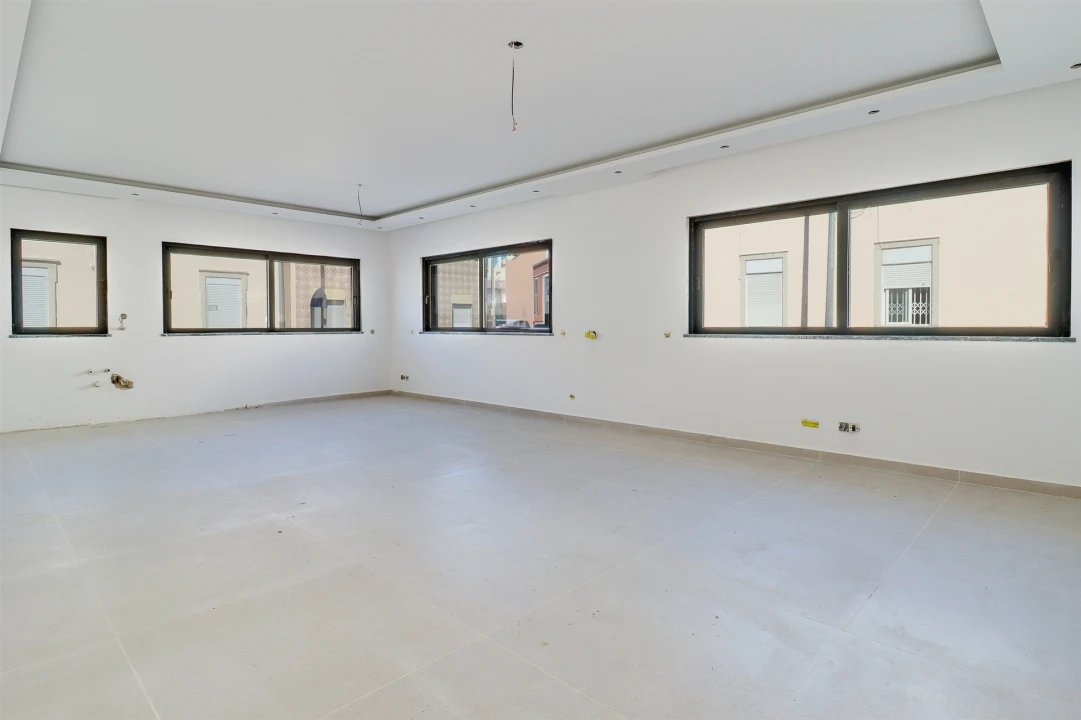 Moradia T3 para Venda em Faro (Sé e São Pedro) Foto 5