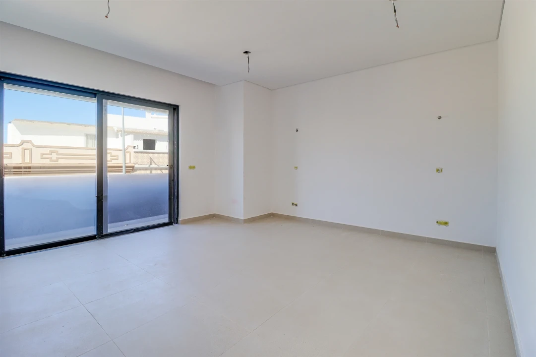 Moradia T3 para Venda em Faro (Sé e São Pedro) Foto 22