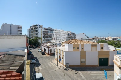 Moradia T3 para Venda em Faro (Sé e São Pedro)
