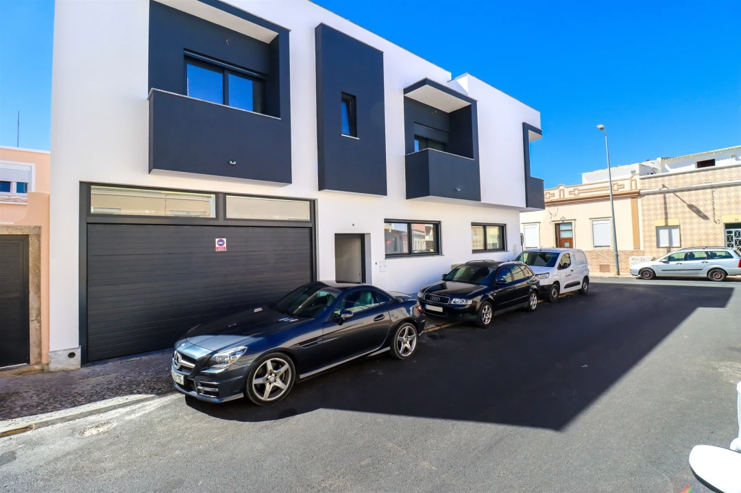 Moradia T3 para Venda em Faro (Sé e São Pedro) Foto 8