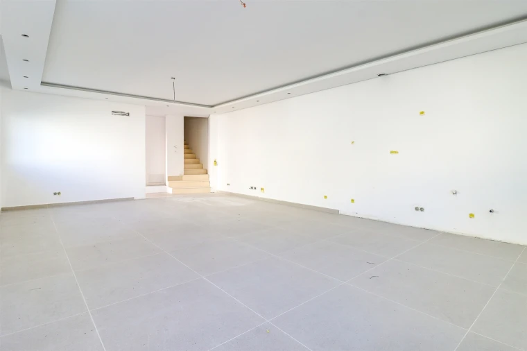 Moradia T3 para Venda em Faro (Sé e São Pedro) Foto 31