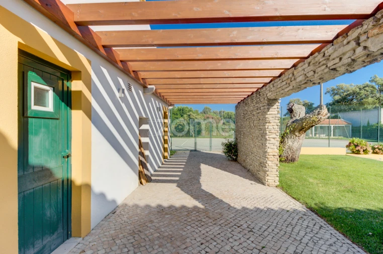 Moradia T4 para Venda em Santo Estêvão Foto 39