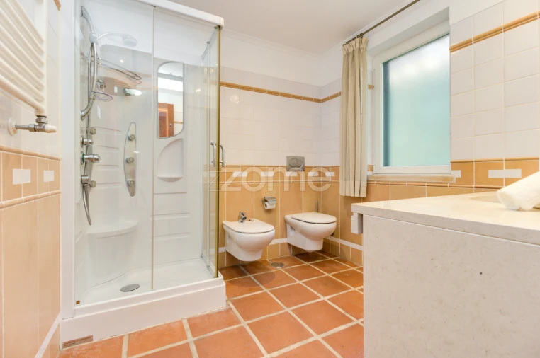 Moradia T4 para Venda em Santo Estêvão Foto 20