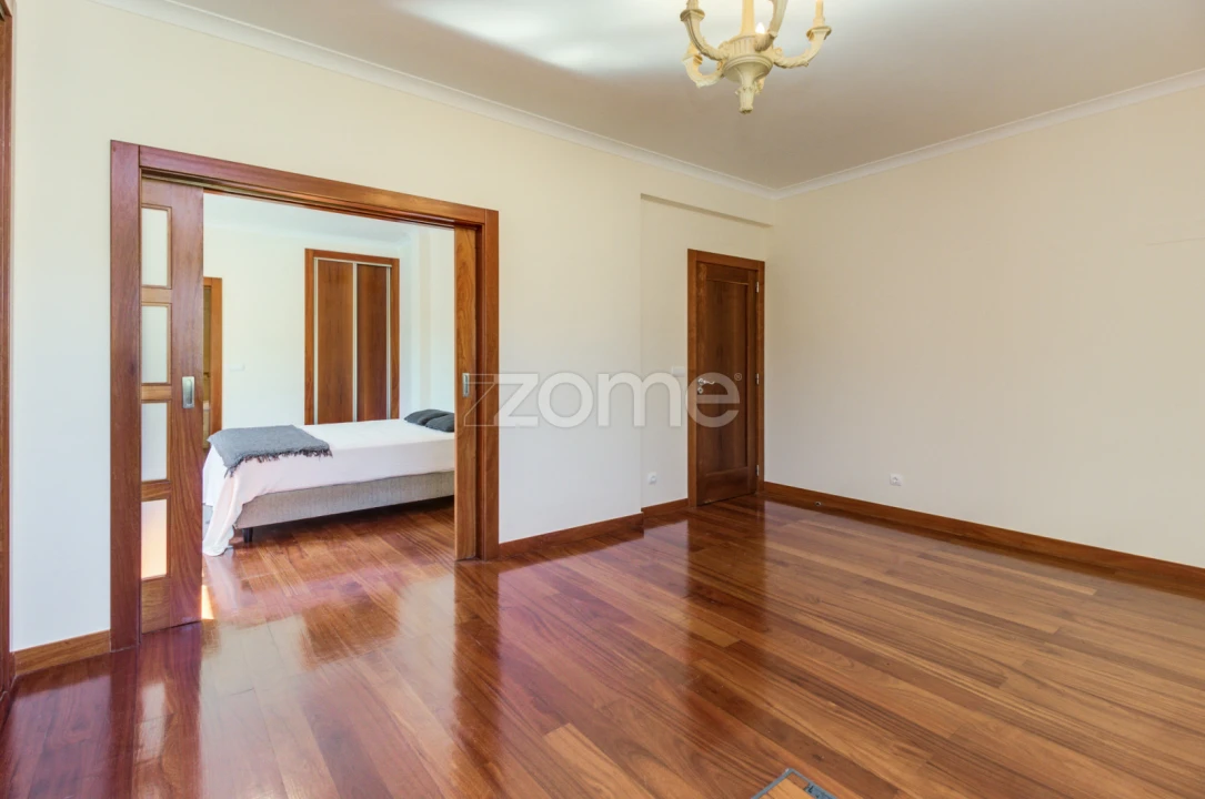 Moradia T4 para Venda em Santo Estêvão Foto 32