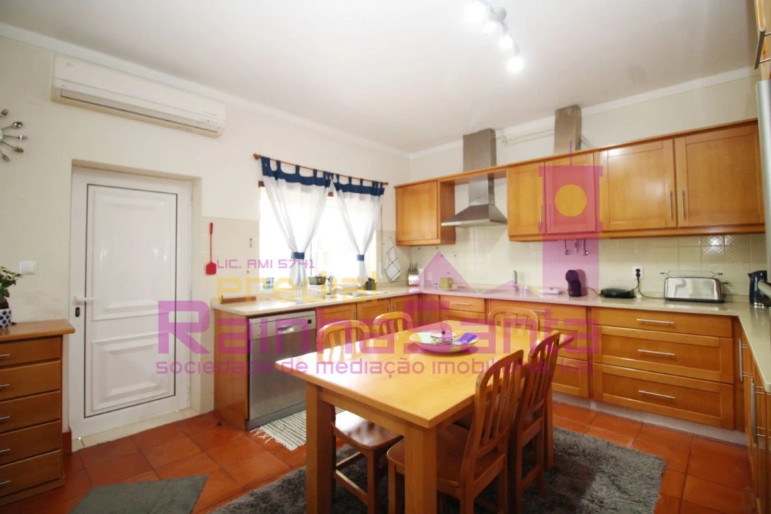 Moradia T3 para Venda em Samuel Foto 7