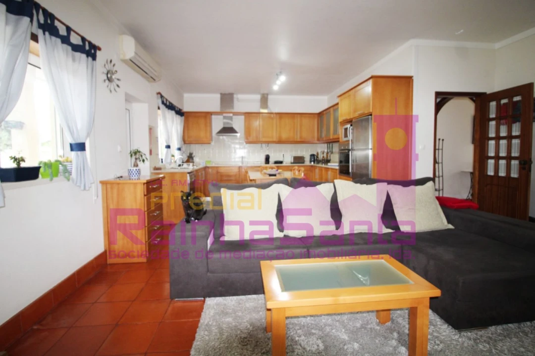 Moradia T3 para Venda em Samuel Foto 8