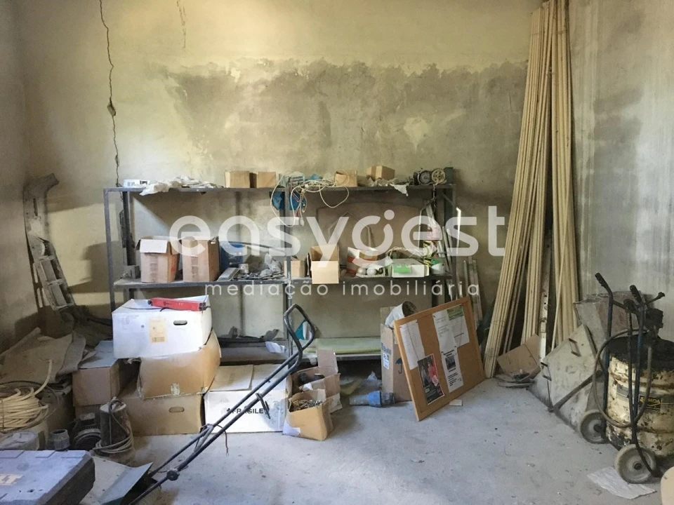 Armazém para Venda em Espariz e Sinde Foto 7