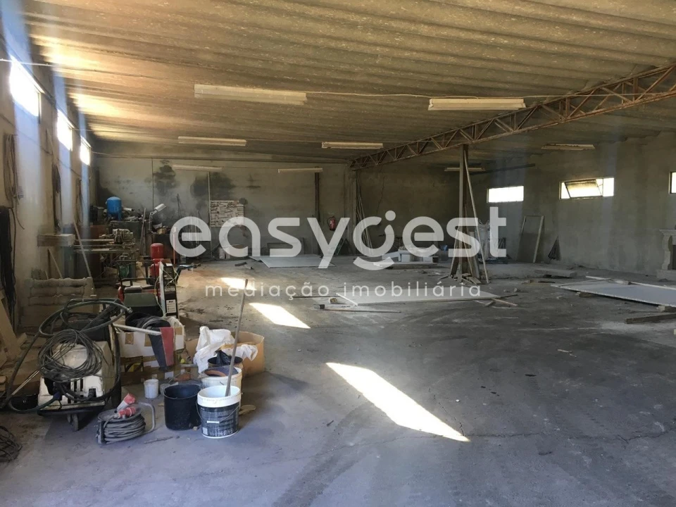 Armazém para Venda em Espariz e Sinde Foto 11