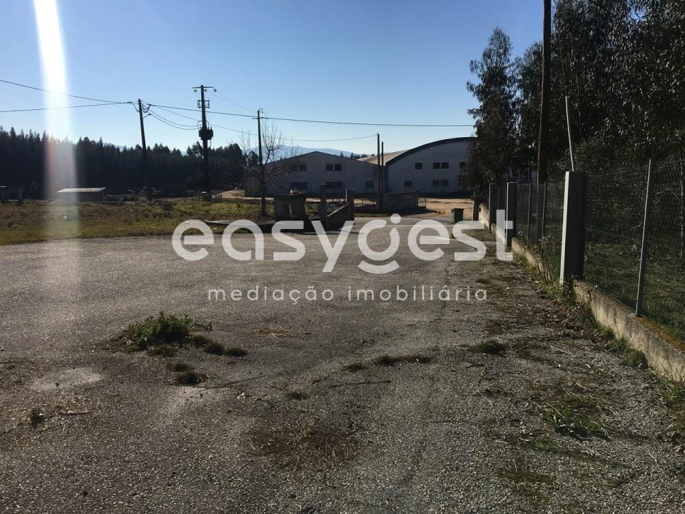 Armazém para Venda em Espariz e Sinde Foto 18