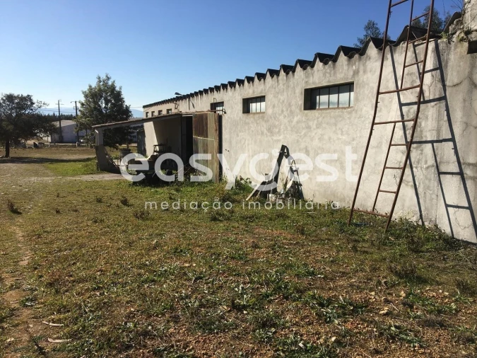 Armazém para Venda em Espariz e Sinde Foto 2