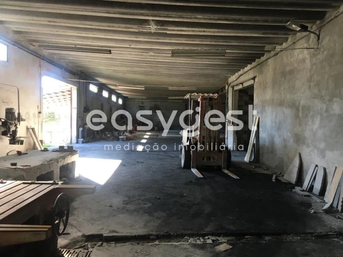 Armazém para Venda em Espariz e Sinde Foto 6