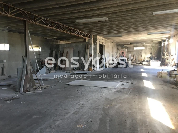 Armazém para Venda em Espariz e Sinde Foto 8