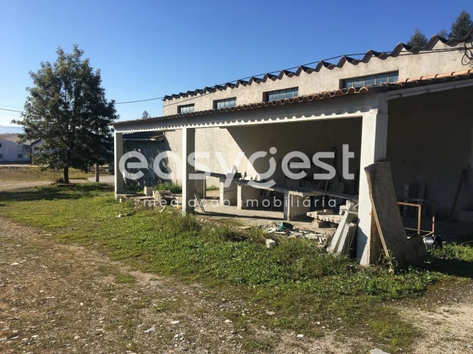 Armazém para Venda em Espariz e Sinde Foto 14