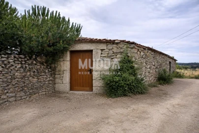 Garagem para Venda em Planalto de Monforte (Oucidres e Bobadela)