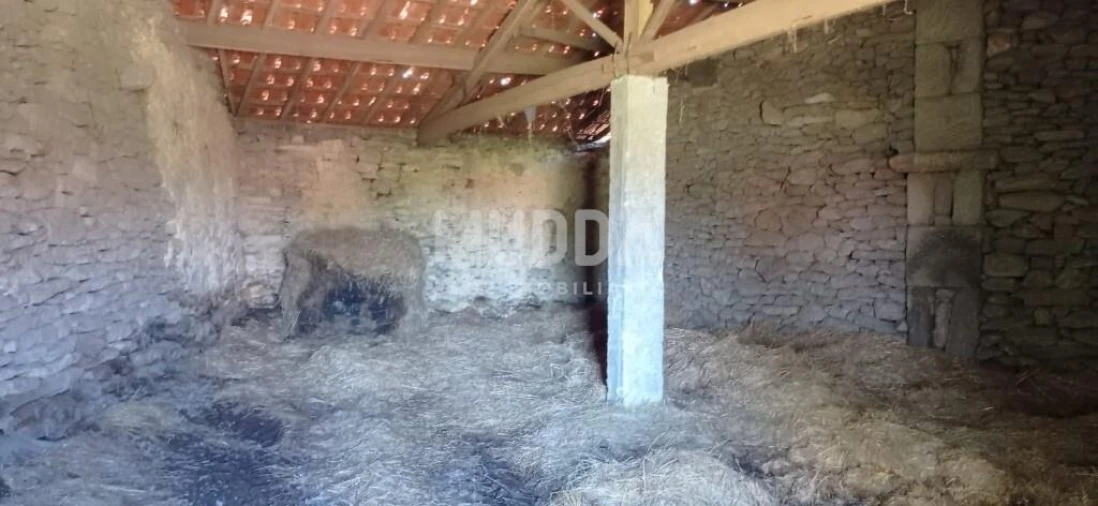 Garagem para Venda em Planalto de Monforte (Oucidres e Bobadela) Foto 3