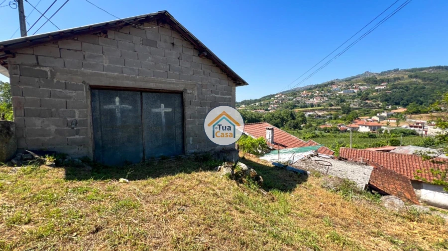 Moradia T2 para Venda em Calvos e Frades Foto 17