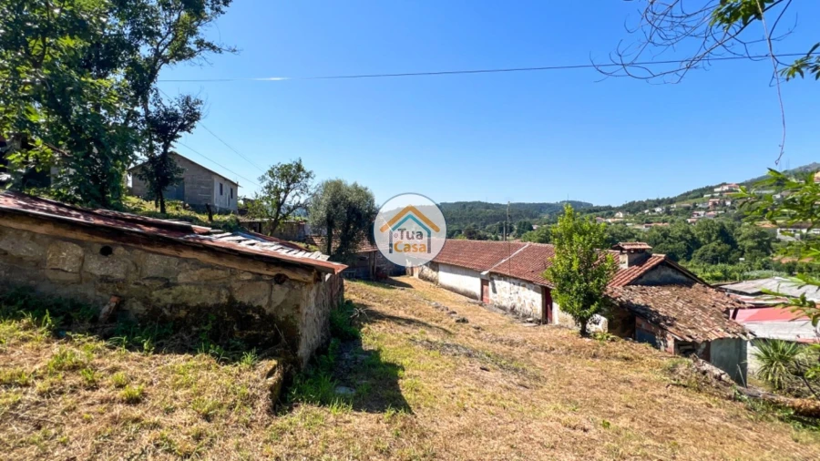 Moradia T2 para Venda em Calvos e Frades Foto 4