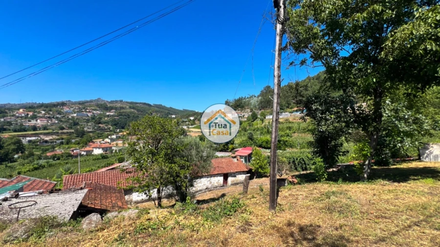 Moradia T2 para Venda em Calvos e Frades Foto 18