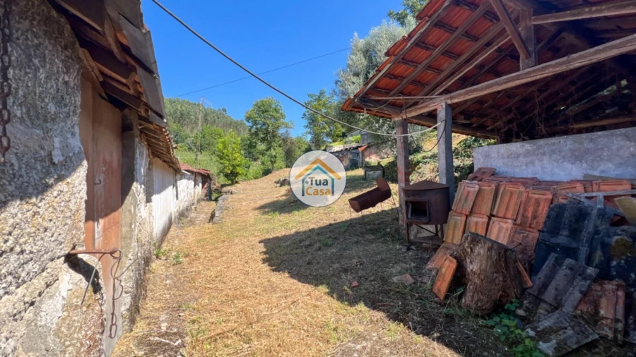 Moradia T2 para Venda em Calvos e Frades Foto 40