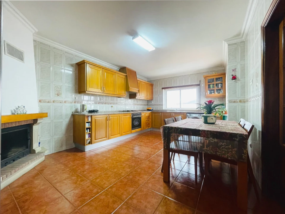 Apartamento T3 para Venda em Lousã e Vilarinho Foto 4