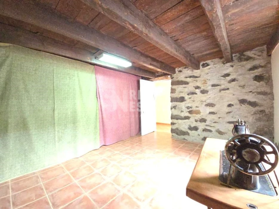 Moradia T2 para Venda em Arco de São Jorge Foto 14