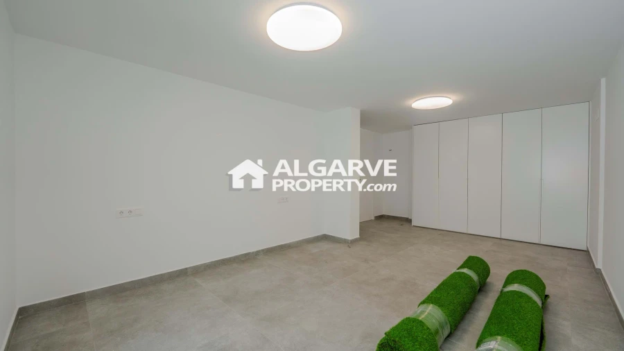 Moradia T4 para Venda em Albufeira e Olhos de Água Foto 34