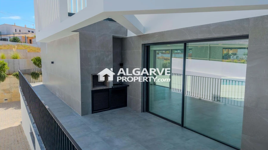 Moradia T4 para Venda em Albufeira e Olhos de Água Foto 8