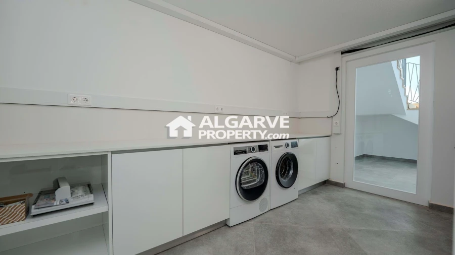 Moradia T4 para Venda em Albufeira e Olhos de Água Foto 40
