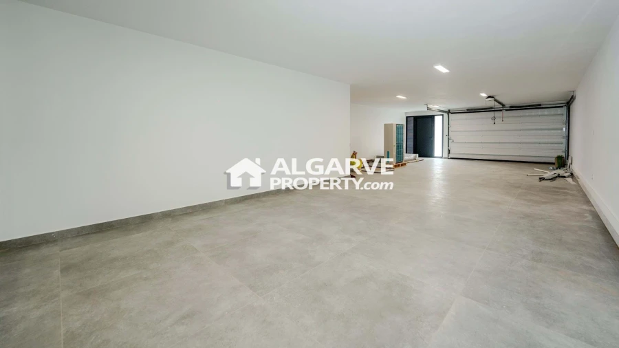 Moradia T4 para Venda em Albufeira e Olhos de Água Foto 36