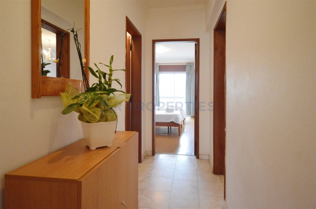 Apartamento T2 para Venda em Quarteira Foto 16