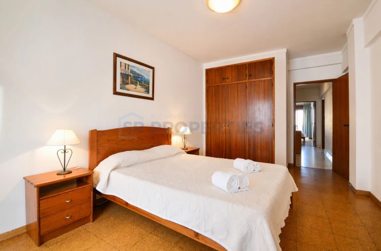 Apartamento T2 para Venda em Quarteira Foto 16