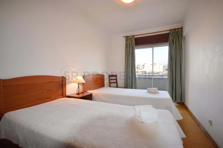 Apartamento T2 para Venda em Quarteira Foto 7