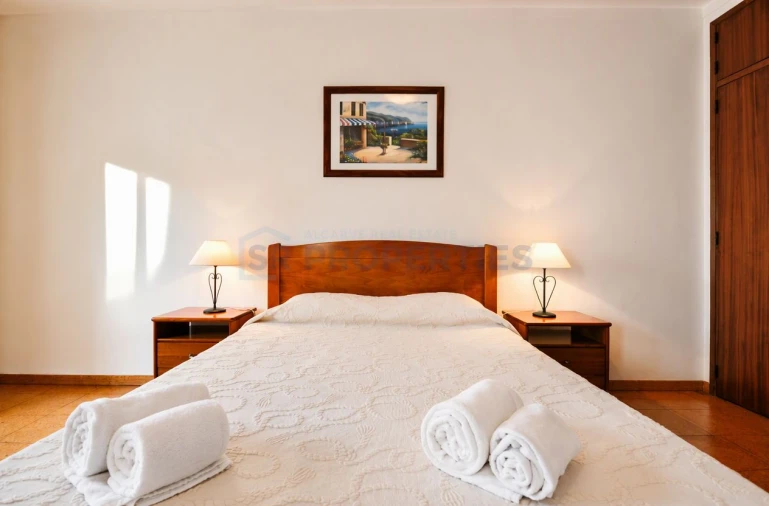 Apartamento T2 para Venda em Quarteira Foto 15