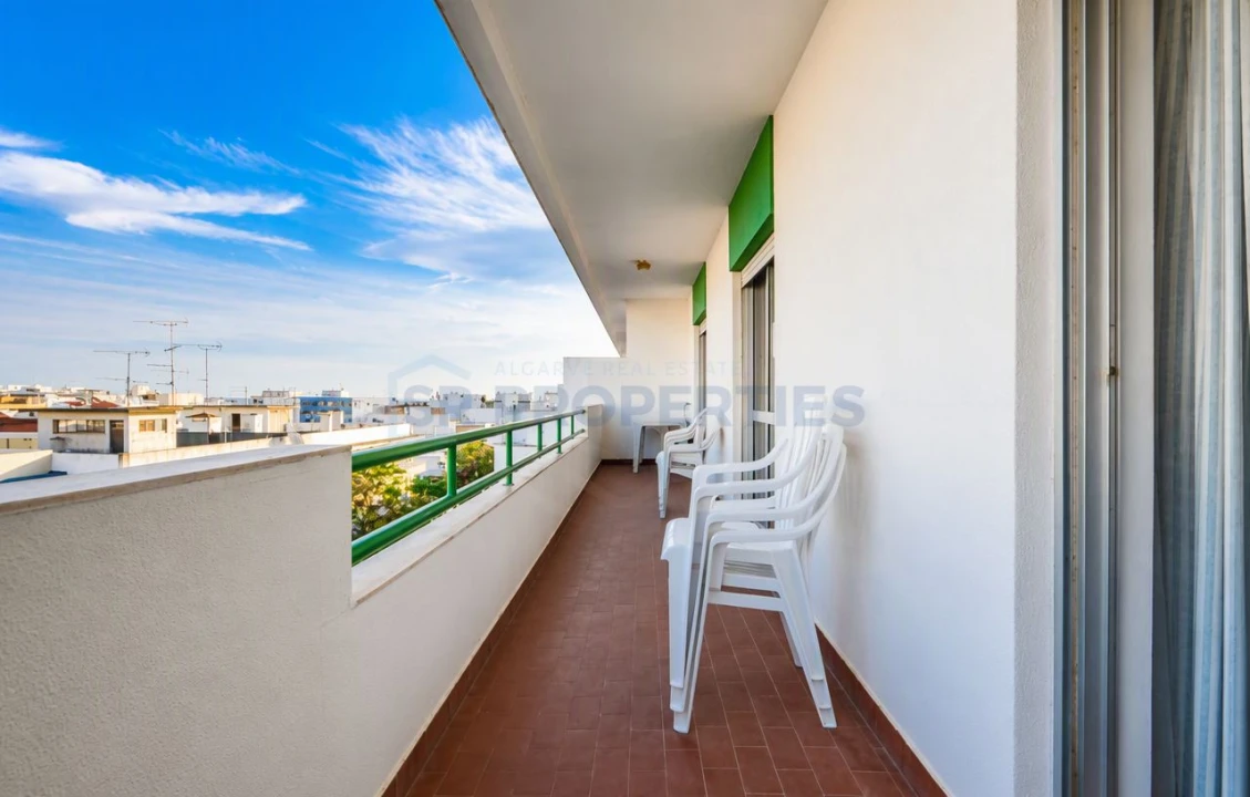 Apartamento T2 para Venda em Quarteira Foto 17