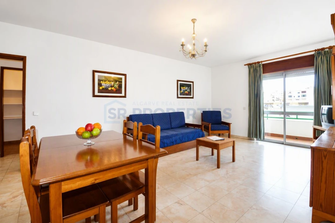 Apartamento T2 para Venda em Quarteira Foto 1