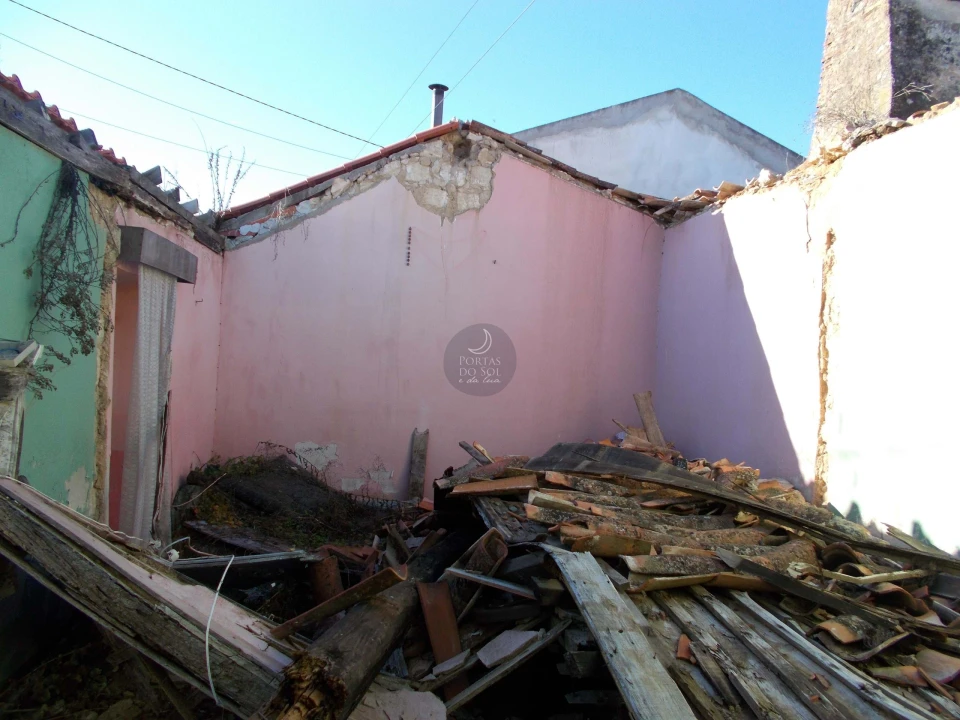 Terreno para Venda em Alcanhões Foto 1