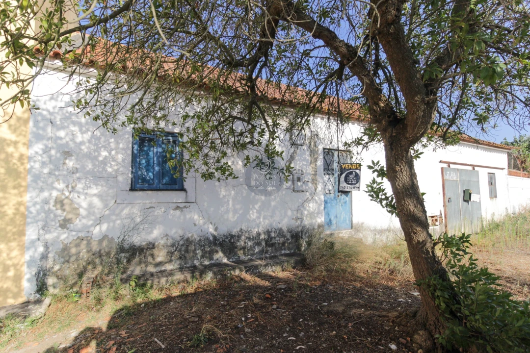 Moradia para Venda em Azoia de Cima e Tremês Foto 1