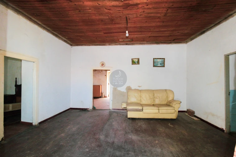 Moradia para Venda em Azoia de Cima e Tremês Foto 3